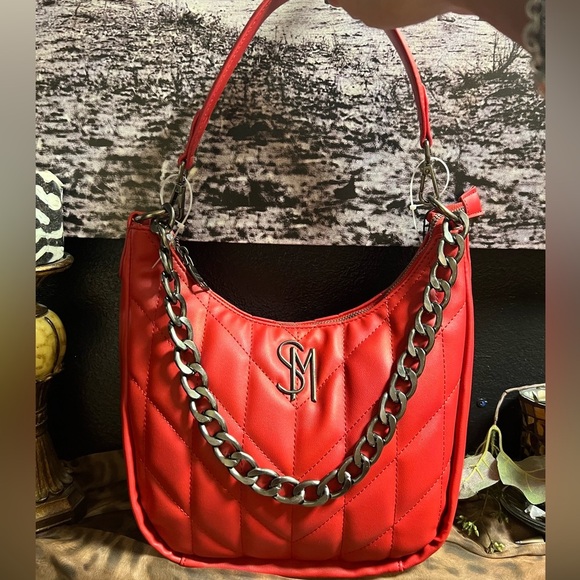 ❤️NWT-Steve Madden Quilted Leather Chain
Strap Chevy Red Shoulder Bag Purse❤️ - Picture 2 of 9